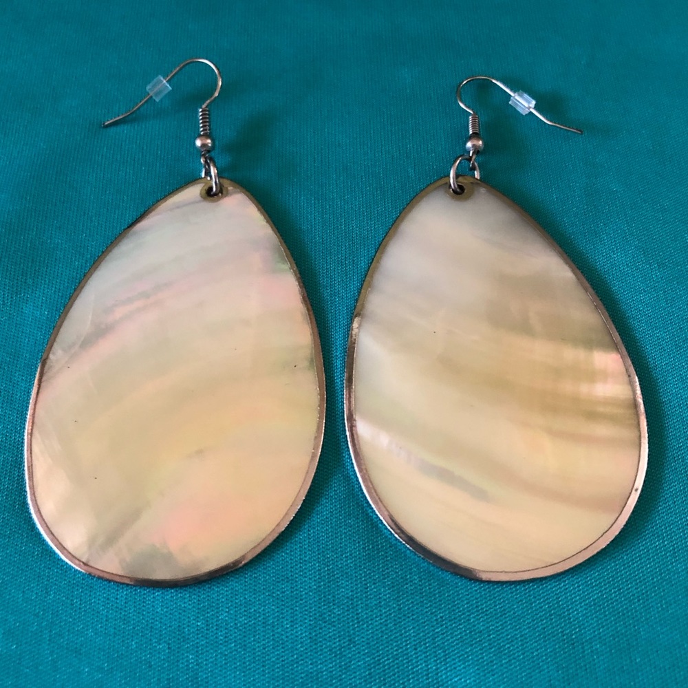 Shell Earrings